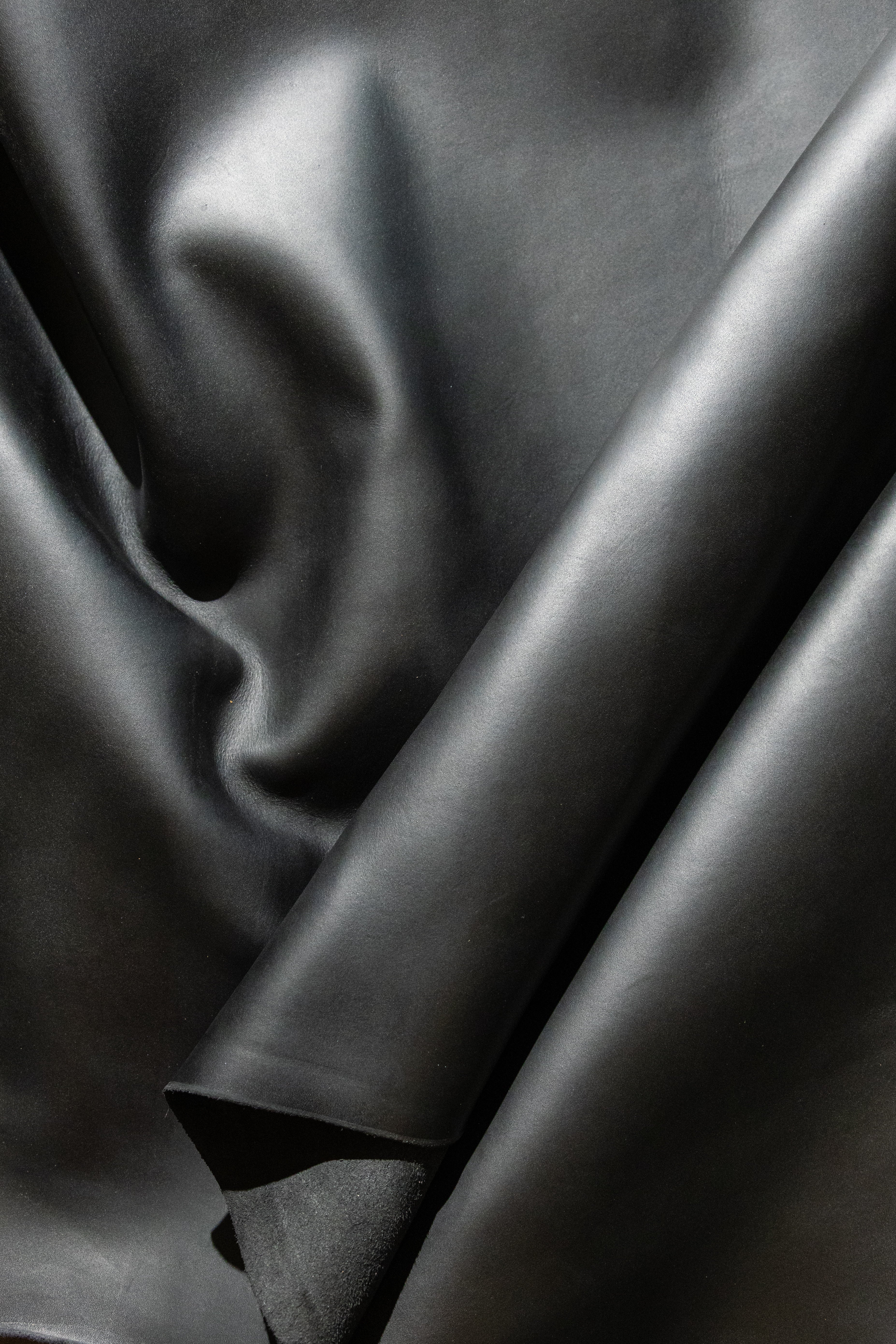BASIC BLACK